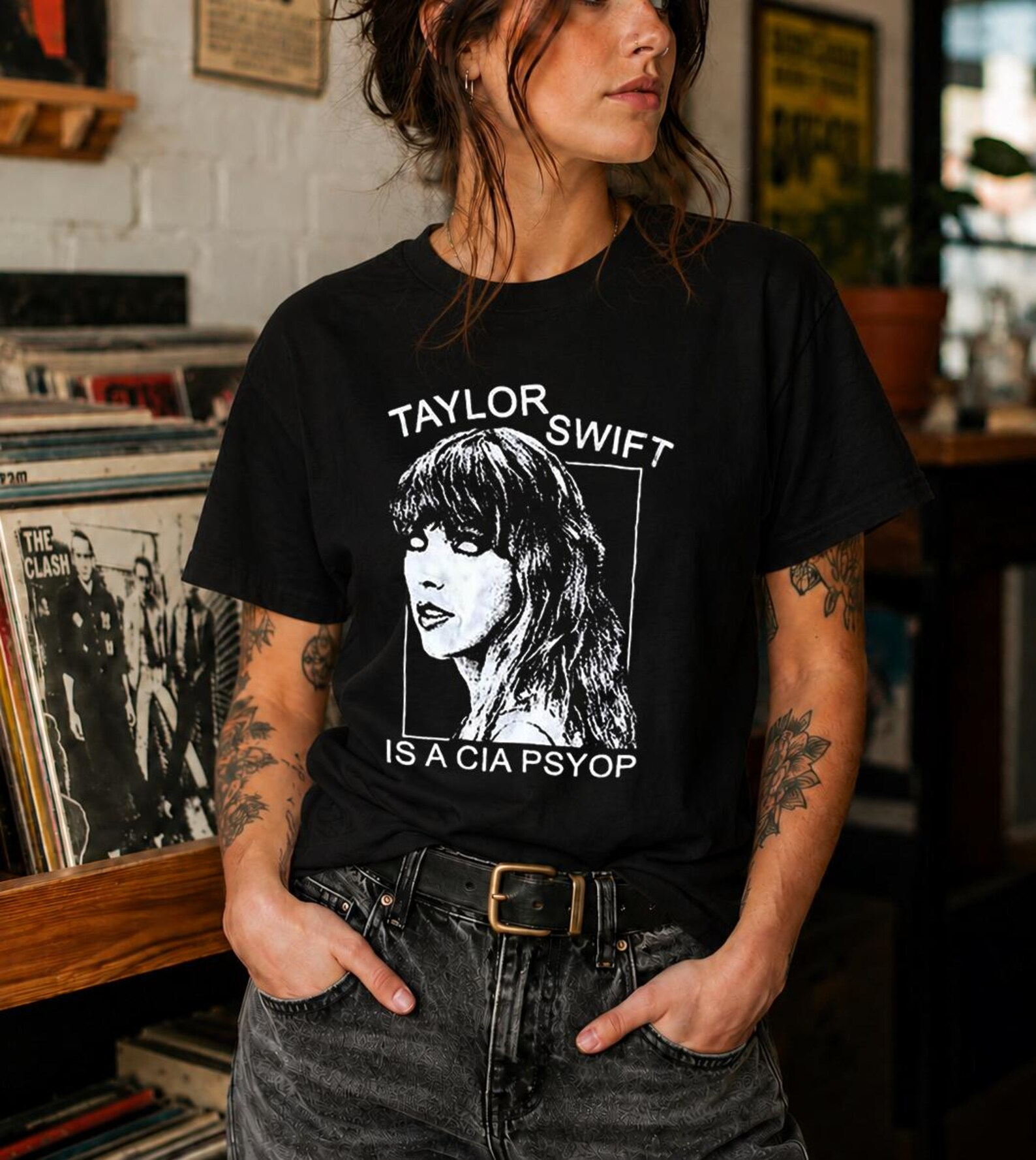 [FREE SHIPPING] Taylor Swift is a CIA Psyop T-shirt